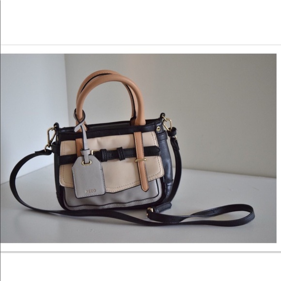 REED cross body bag - Picture 3 of 8